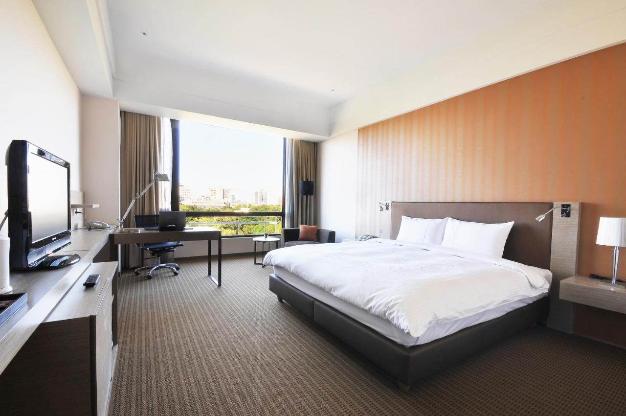 Zenda Suites Tainan Buitenkant foto