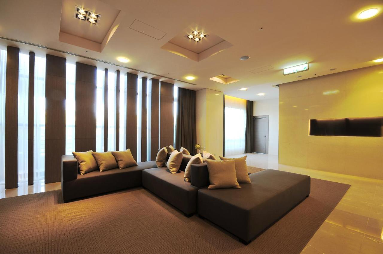 Zenda Suites Tainan Buitenkant foto