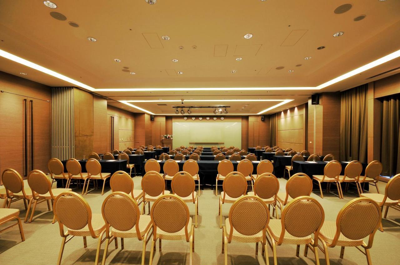 Zenda Suites Tainan Buitenkant foto